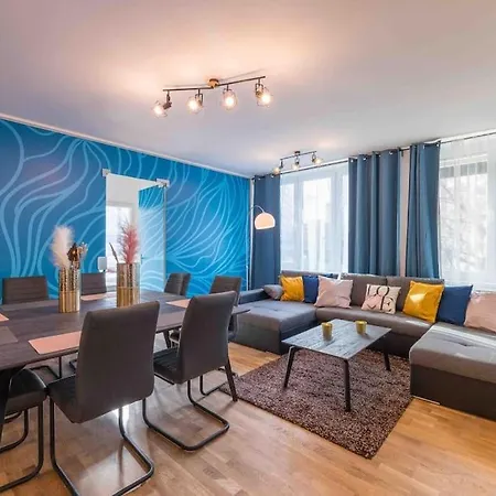 Big 7rms Loft, 1alocation Apartman *