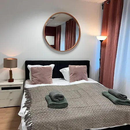 Big 7rms Loft, 1alocation Apartman *
