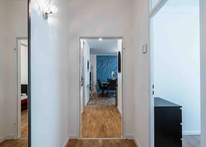 Big 7rms Loft, 1alocation Apartment Berlin