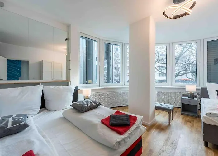 Big 7rms Loft, 1alocation Apartment