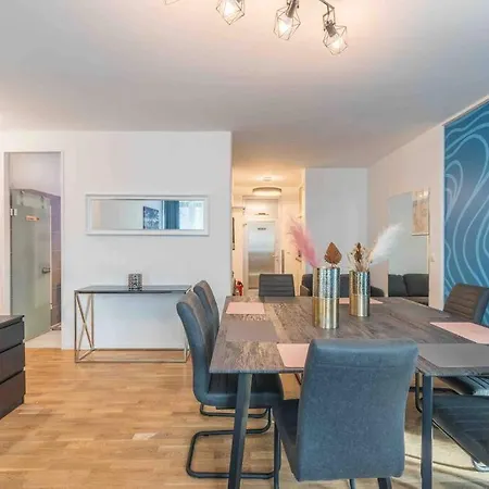 Apartmán Big 7rms Loft, 1alocation