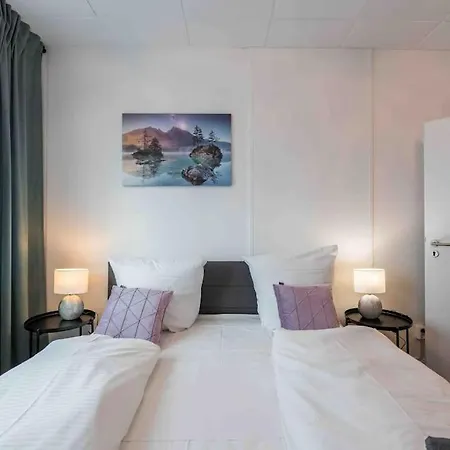Apartmán Big 7rms Loft, 1alocation