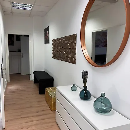 Big 7rms Loft, 1alocation * برلين