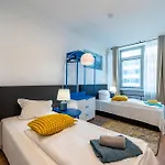 Big 7rms Loft, 1alocation Апартаменты Берлин