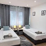 Big 7rms Loft, 1alocation