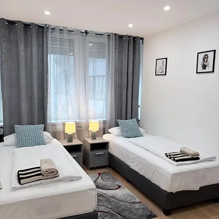 Big 7rms Loft, 1alocation