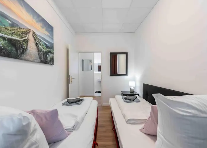 Lägenhet Big 7rms Loft, 1alocation *